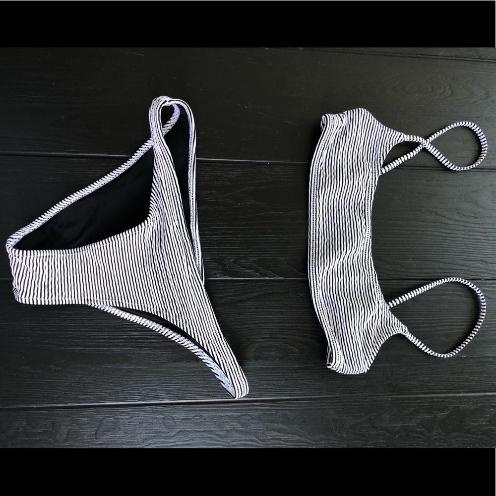 TRIANGL Bikini